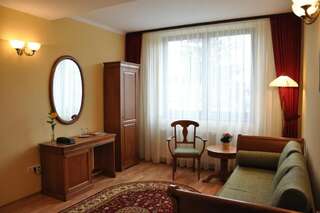 Отель Septimia Hotels & Spa Resort Одорхею-Секуеск One-Bedroom Suite (3 Adults) SPA included-6